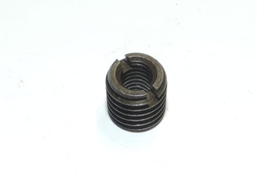 Tulejka redukcyjna M10/M6 x L-10mm /czarna/